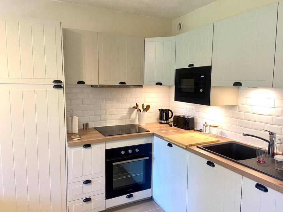 Cozy Appartement Avec Vue Sur Montagne Bourisp Eksteriør billede